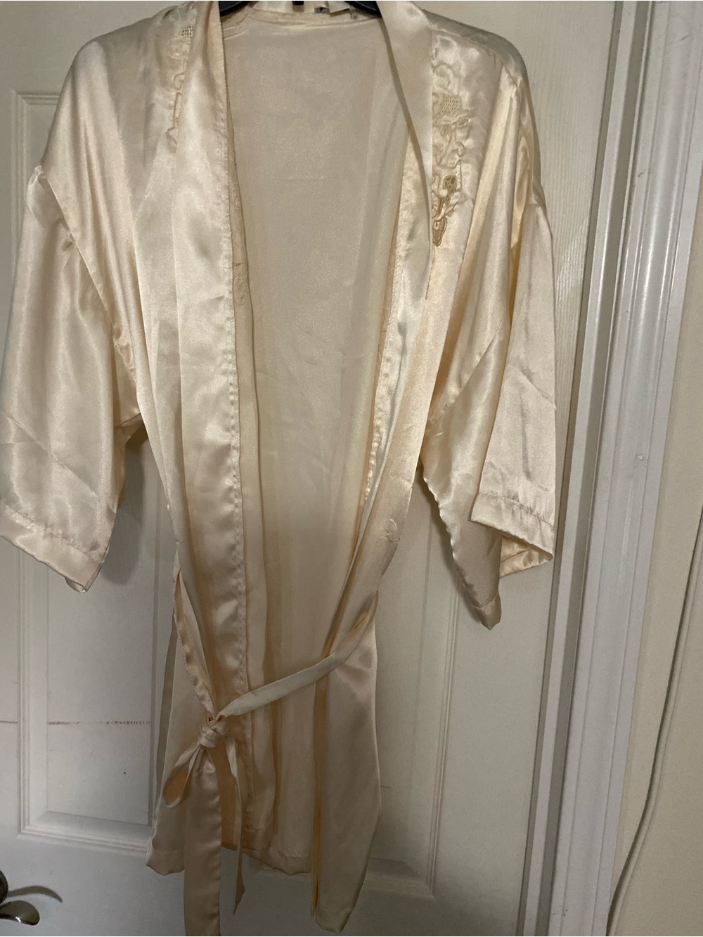 a.n.a silk  Cream Short Kimono Robe with Embroidered Trim